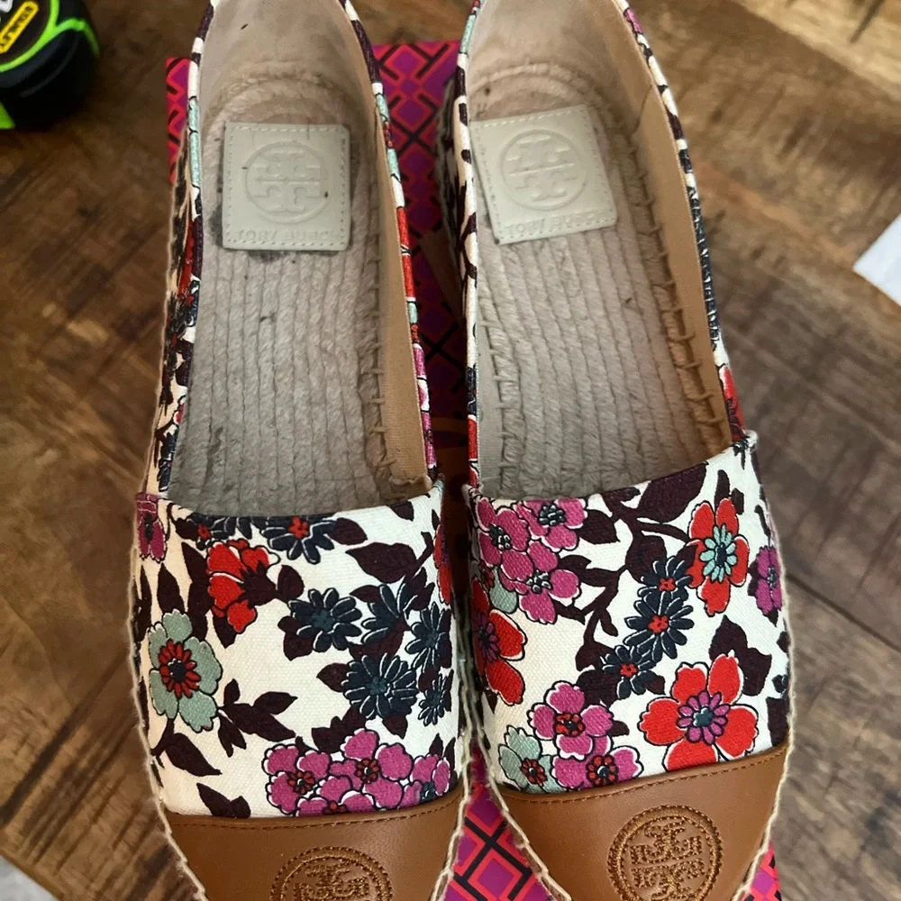 Tory Burch Espadrilles - Picture 3 of 8